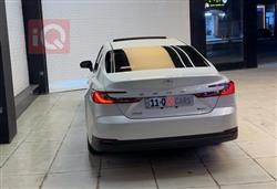 تۆیۆتا کامری